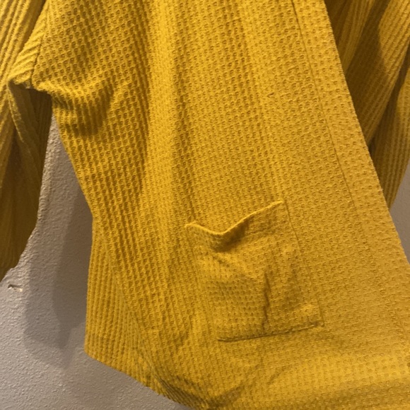 Timing mustard yellow cardigan with pockets size large - Picture 2 of 4